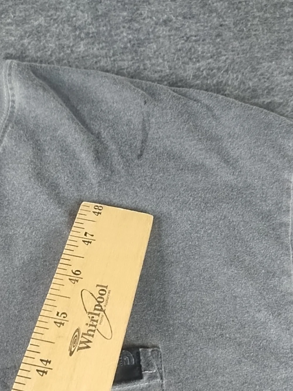 The North Face Men's Short Sleeve Pocket Tee - Charcoal